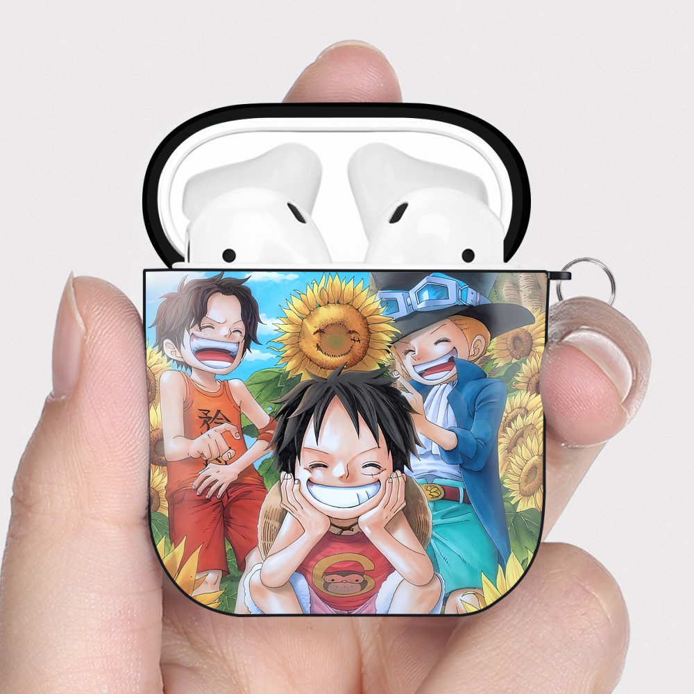 （画像用） ワンピース ONE PIECE AirPods 第2世代保護ケース ハードシェル ブラック 耐衝撃・防指紋・カラビナ付き