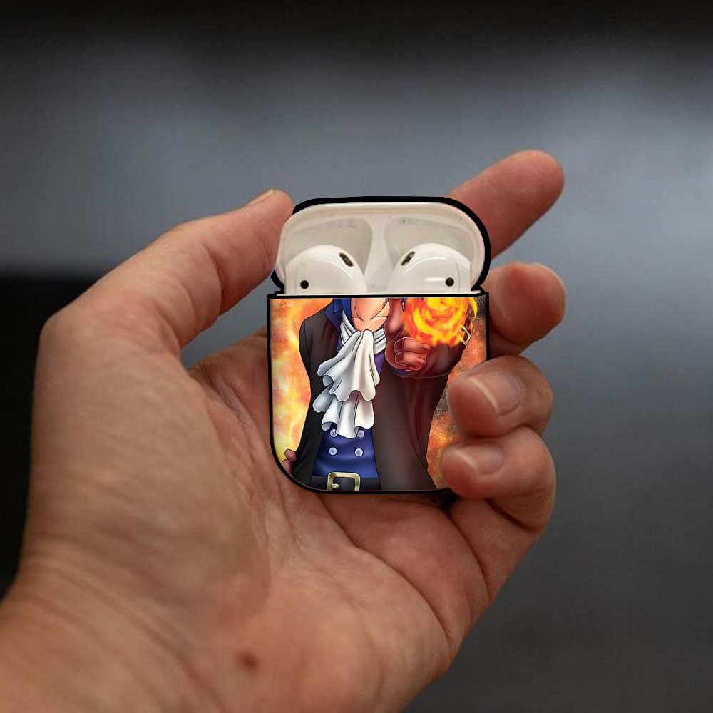 ワンピース ONE PIECE AirPods 第2世代保護ケース ハードシェル ブラック 耐衝撃・防指紋・カラビナ付き