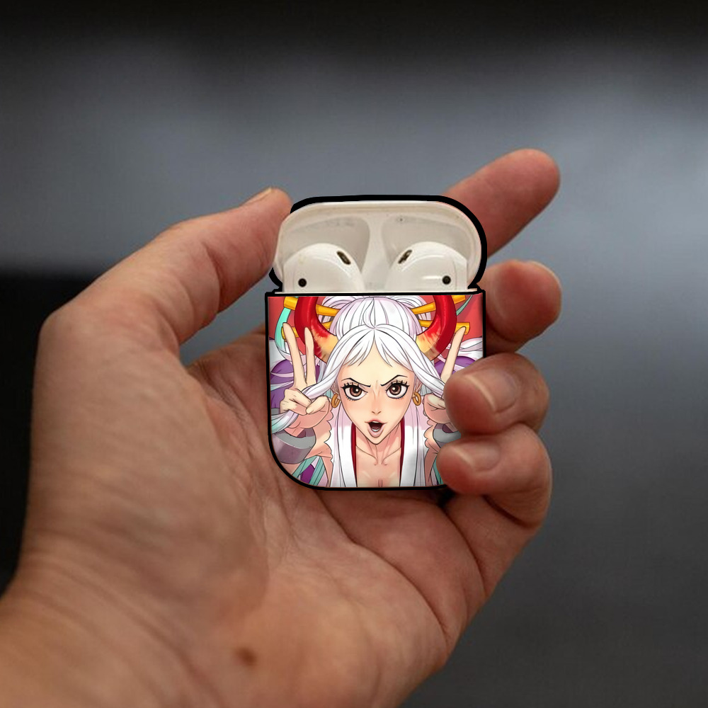 ワンピース ONE PIECE AirPods 第2世代保護ケース ハードシェル ブラック 耐衝撃・防指紋・カラビナ付き