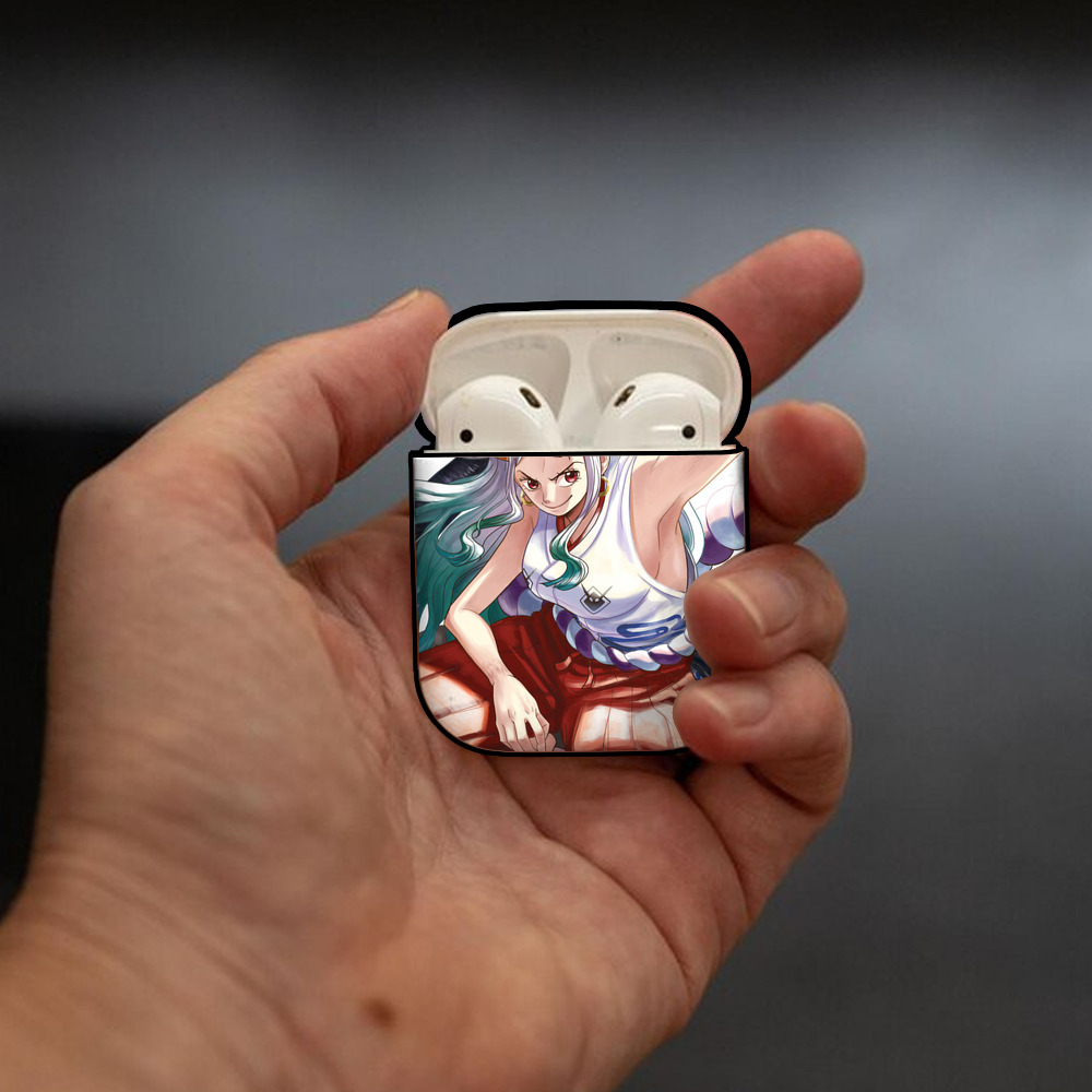 ワンピース ONE PIECE AirPods 第2世代保護ケース ハードシェル ブラック 耐衝撃・防指紋・カラビナ付き