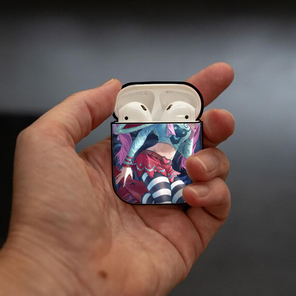 ワンピース ONE PIECE AirPods 第2世代保護ケース ハードシェル ブラック 耐衝撃・防指紋・カラビナ付き