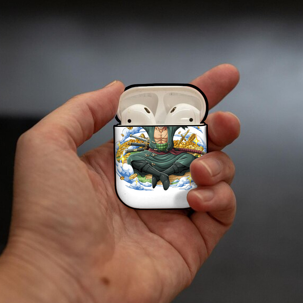 ワンピース ロロノア・ゾロ ONE PIECE Roronoa Zoro AirPods 第2世代保護ケース ハードシェル ブラック 耐衝撃・防指紋・カラビナ付き