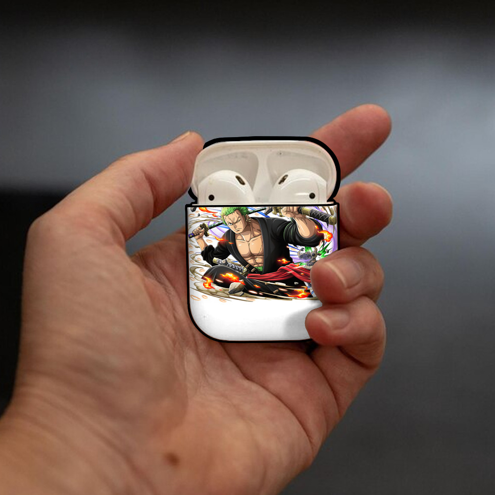 ワンピース ロロノア・ゾロ ONE PIECE Roronoa Zoro AirPods 第2世代保護ケース ハードシェル ブラック 耐衝撃・防指紋・カラビナ付き