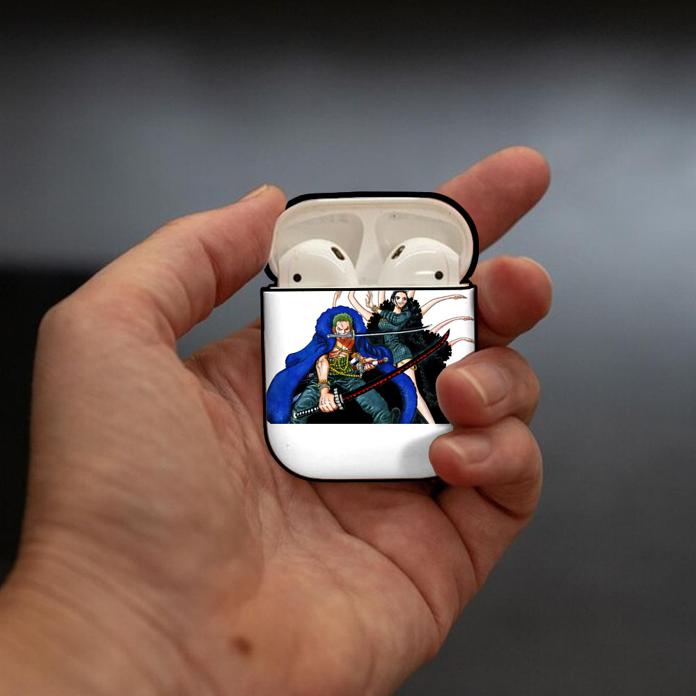 ワンピース ロロノア・ゾロ ONE PIECE Roronoa Zoro AirPods 第2世代保護ケース ハードシェル ブラック 耐衝撃・防指紋・カラビナ付き