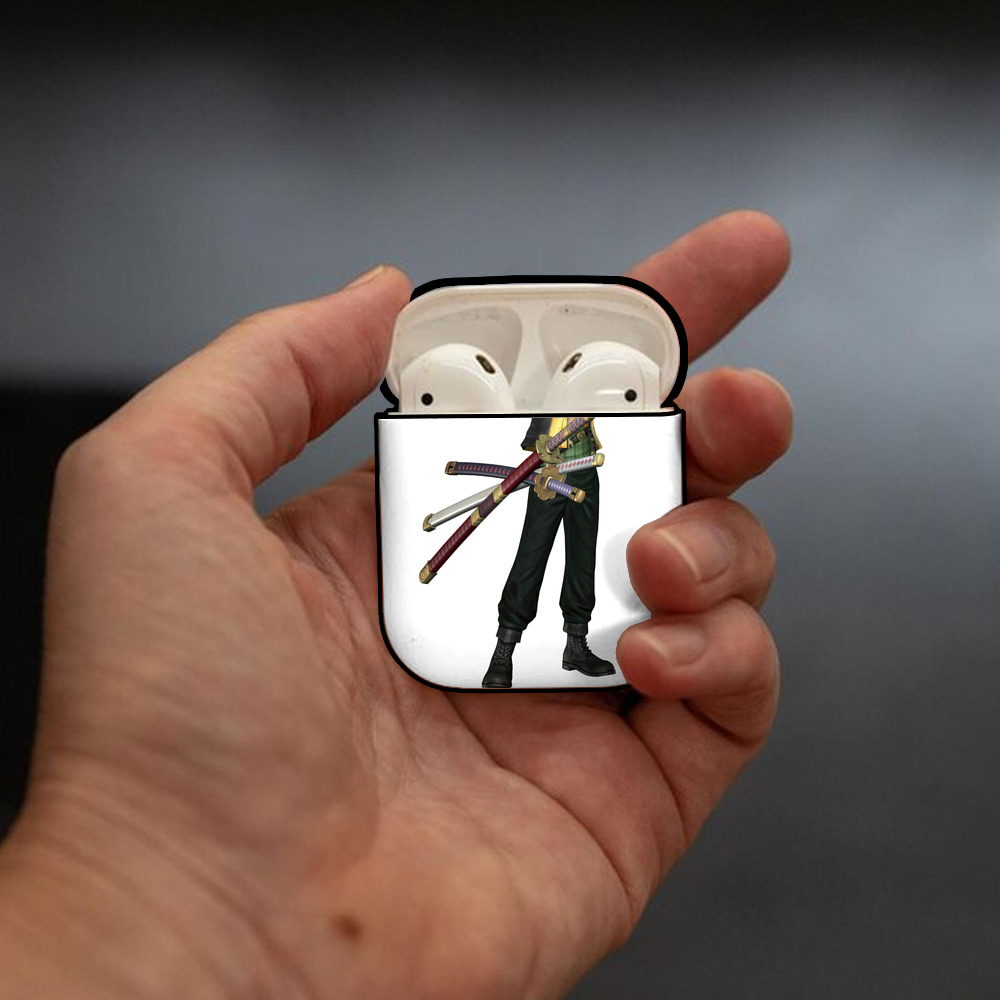 ワンピース ロロノア・ゾロ ONE PIECE Roronoa Zoro AirPods 第2世代保護ケース ハードシェル ブラック 耐衝撃・防指紋・カラビナ付き