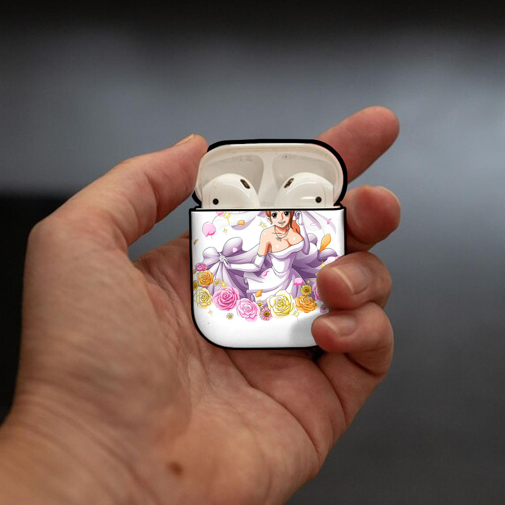 ワンピース ナミ ONE PIECE Nami AirPods 第2世代保護ケース ハードシェル ブラック 耐衝撃・防指紋・カラビナ付き