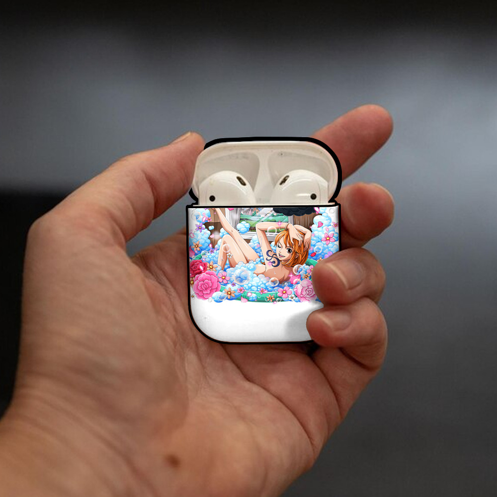 ワンピース ナミ ONE PIECE Nami AirPods 第2世代保護ケース ハードシェル ブラック 耐衝撃・防指紋・カラビナ付き