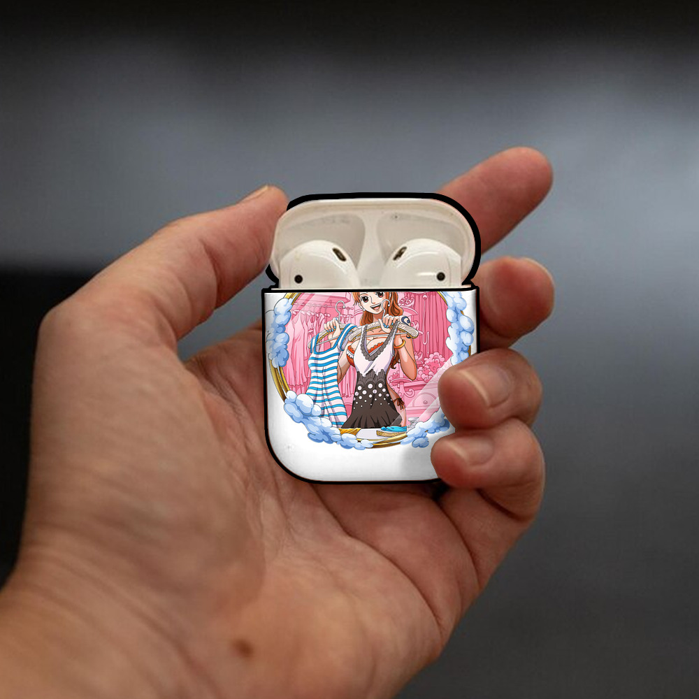 ワンピース ナミ ONE PIECE Nami AirPods 第2世代保護ケース ハードシェル ブラック 耐衝撃・防指紋・カラビナ付き