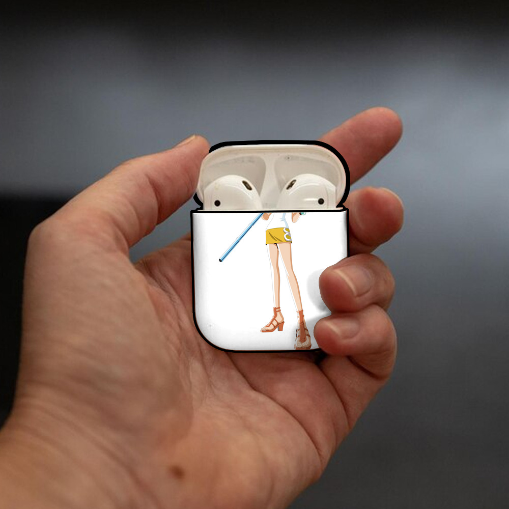 ワンピース ナミ ONE PIECE Nami AirPods 第2世代保護ケース ハードシェル ブラック 耐衝撃・防指紋・カラビナ付き